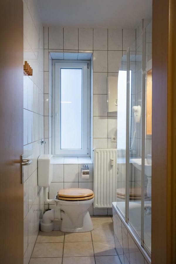 Dingdong Koblenz - City Apartments ภายนอก รูปภาพ