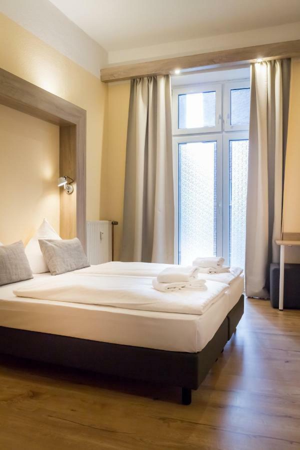 Dingdong Koblenz - City Apartments ภายนอก รูปภาพ